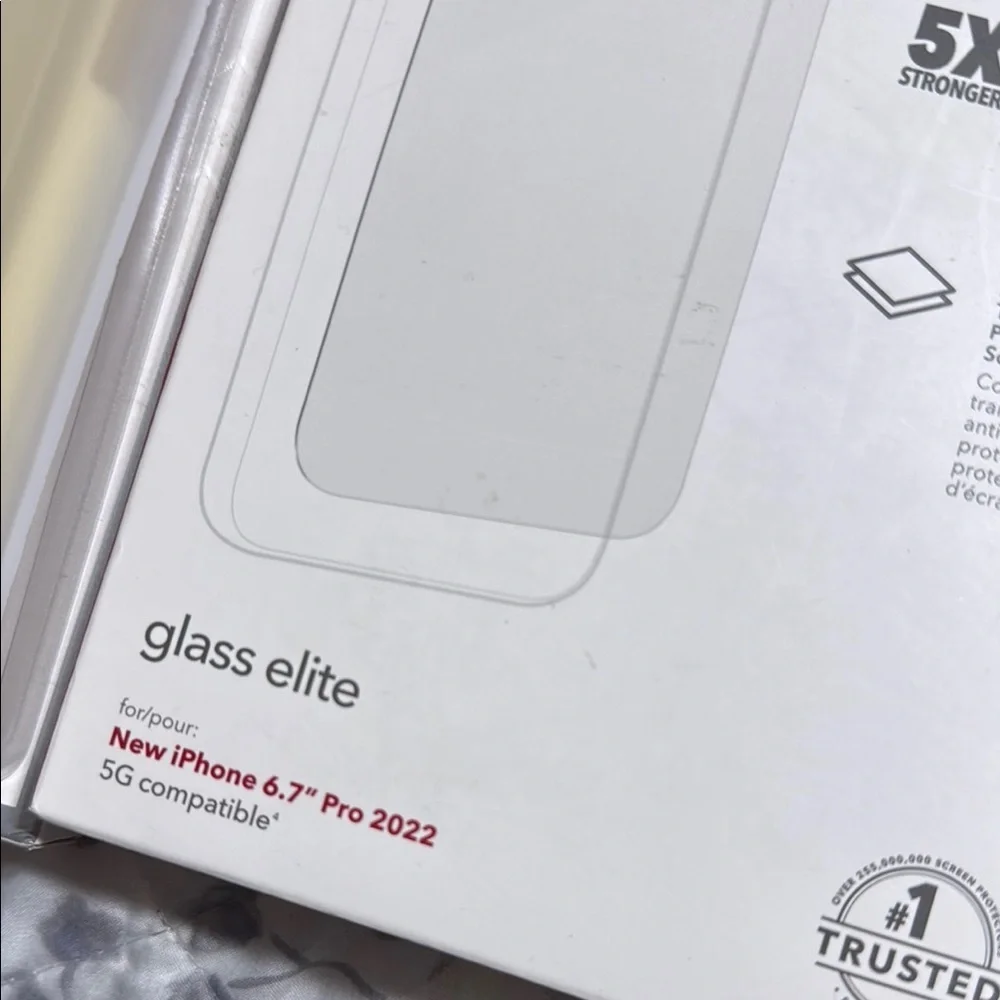 InvisibleShield Glass Elite for iPhone 6.7 Pro - pale yellow